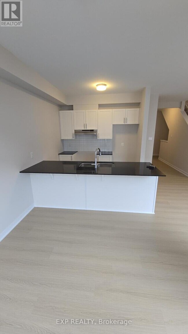 Building Photo - 25 Pumice Pl