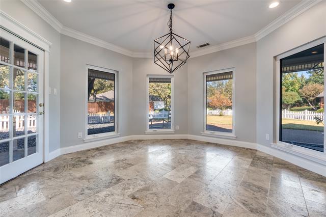 Foto del edificio - 7221 Briarnoll Dr