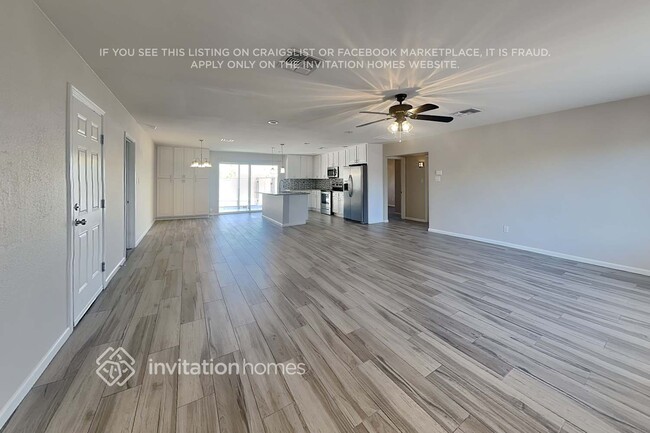 Building Photo - 505 E Hermosa Dr