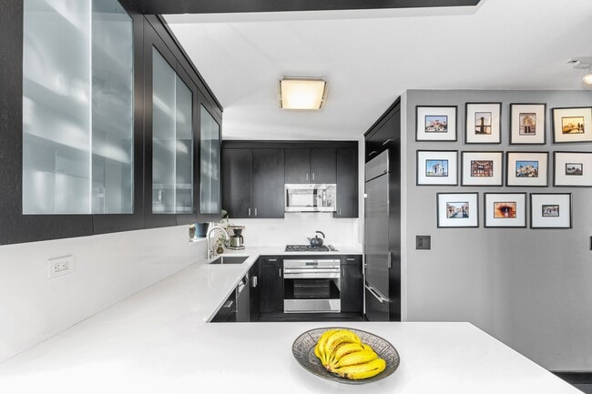 Foto del edificio - 300 E 62nd St
