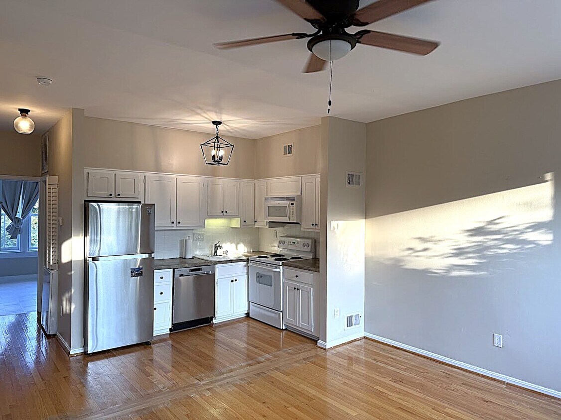 Foto principal - 437 2nd St SE