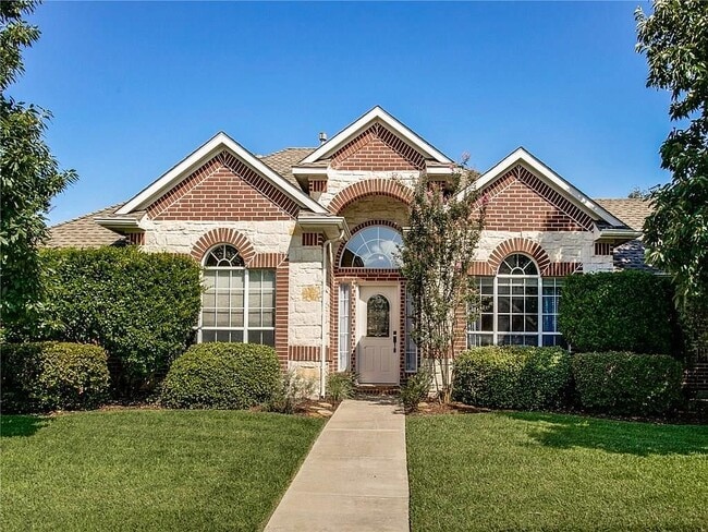 Photo - 4835 Stetson Dr N House