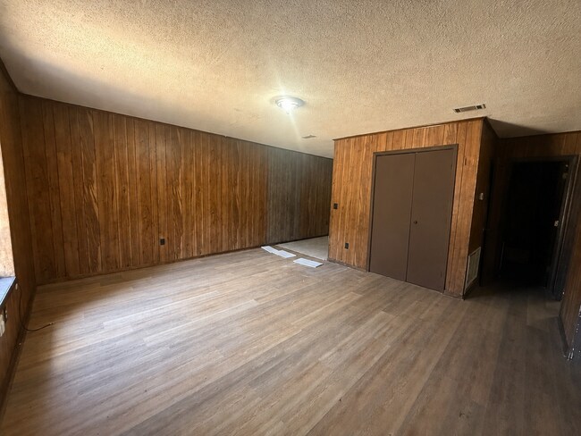 Foto del edificio - 352 N Allis St
