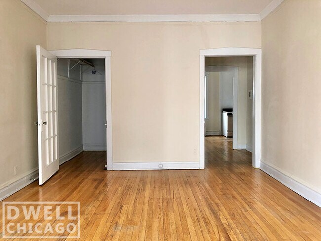 Foto del edificio - 1037 W North Shore Ave