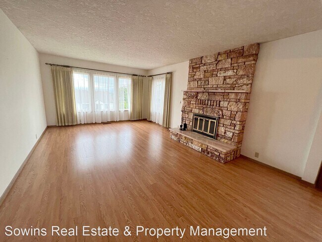 Foto del edificio - 3 br, 1.5 bath House - 439 Chinook St