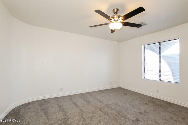 Foto del edificio - 11812 N 43rd Dr