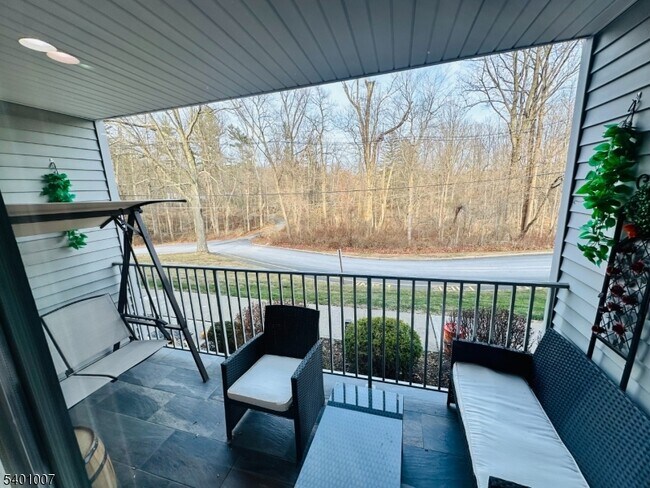 Foto del edificio - 2350 NJ-10