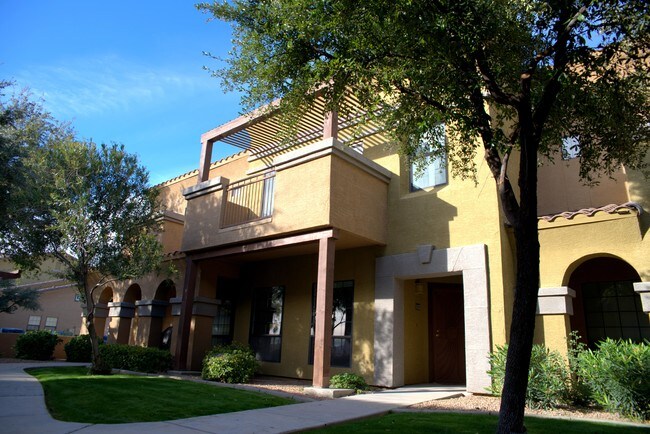 Foto del edificio - 1702 E Bell Rd