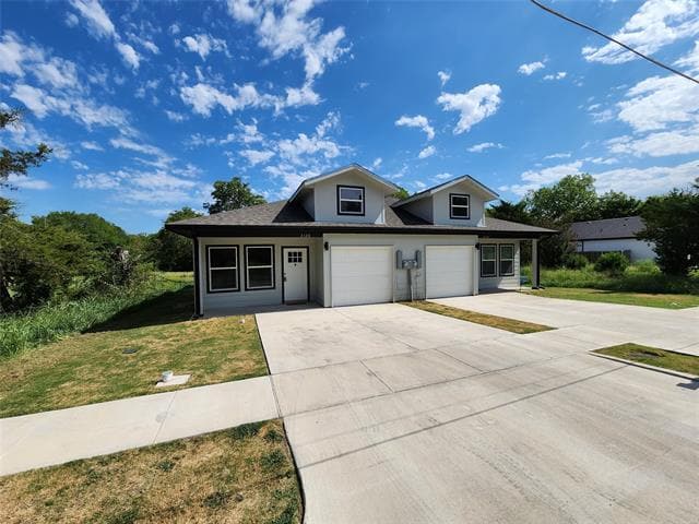 Foto principal - 3120 Hemphill St