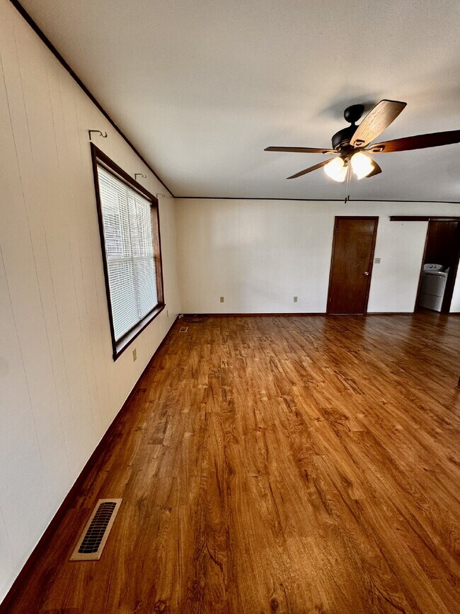 Foto del edificio - 307 SW 12th St
