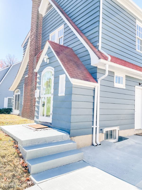 Building Photo - 3 br, 1.5 bath House - 515 Angenette Ave