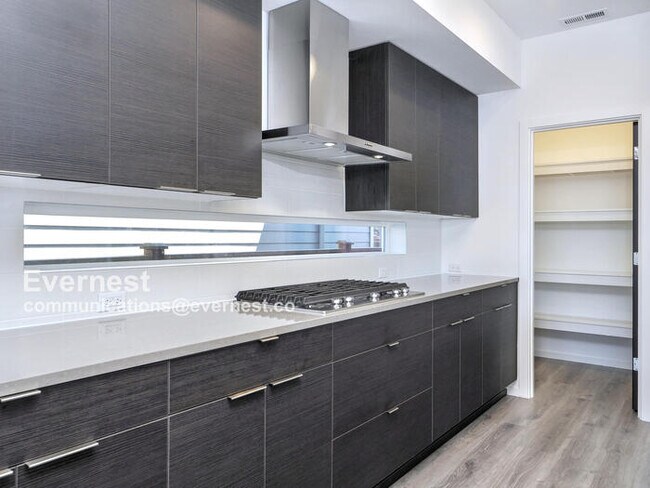 Foto del edificio - 10823 17th Pl SE