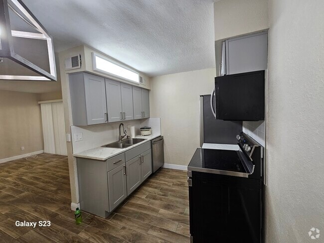 Building Photo - 3314 N 68th St