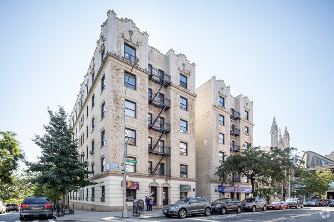 Building Photo - 436 Fort Washington Ave