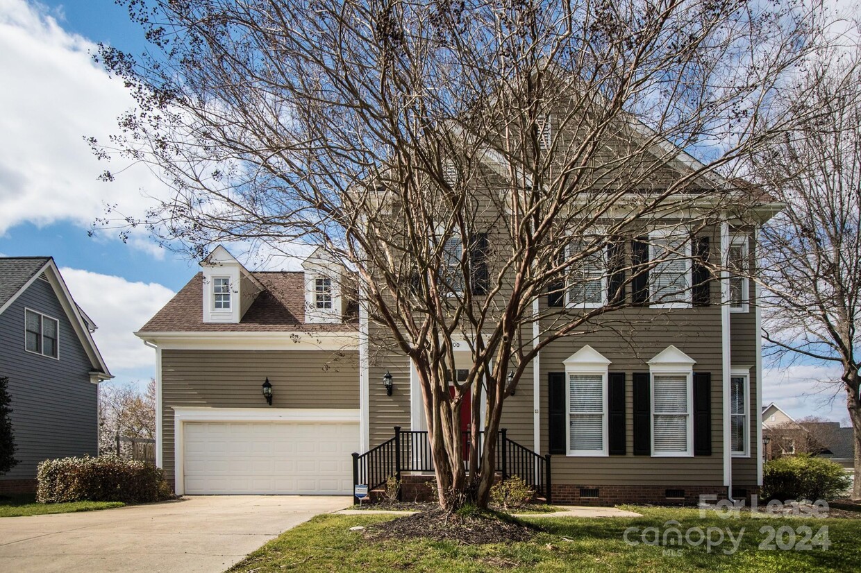 Primary Photo - 10400 Orchid Hill Ln