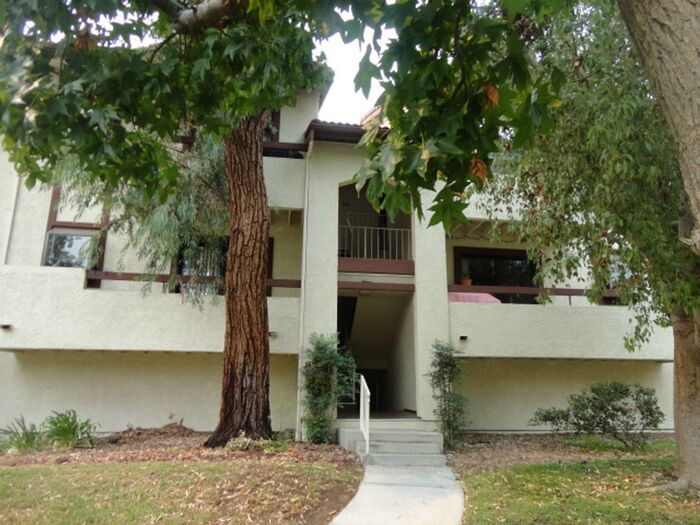 28021 Sarabande Ln Unit 1207, Canyon Country, CA 91387 Condo for Rent