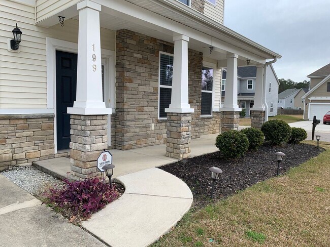 Building Photo - BEAUTIFUL TWO STORY TRADITIONAL HOME - ON ...