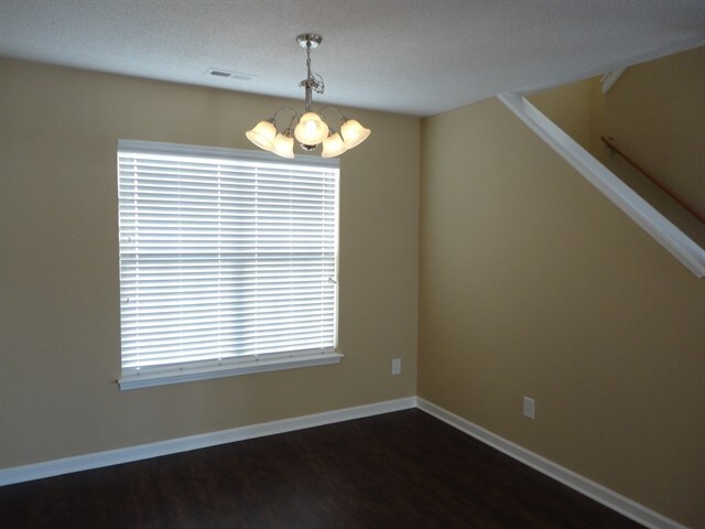 Foto del edificio - 3626 Sunset Hollow Dr