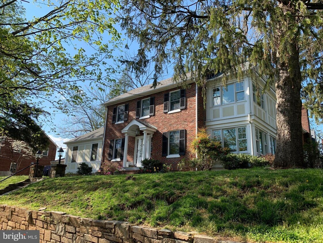 4901 Albemarle St NW, Washington, DC 20016 House Rental in Washington, DC