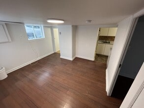 Building Photo - 48 Aldershot St