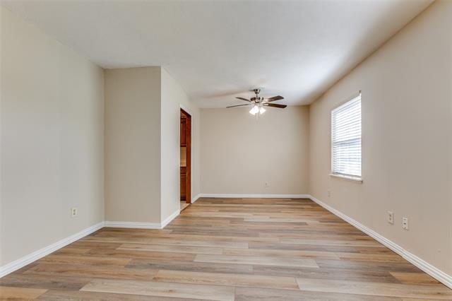 Foto del edificio - 929 Arbor Downs Dr
