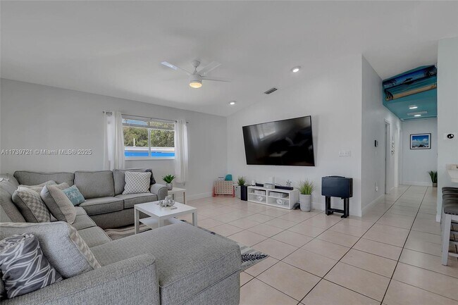 Foto del edificio - 939 Plantation Rd