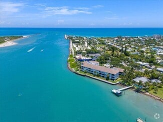 Building Photo - 1630 Seaway Dr