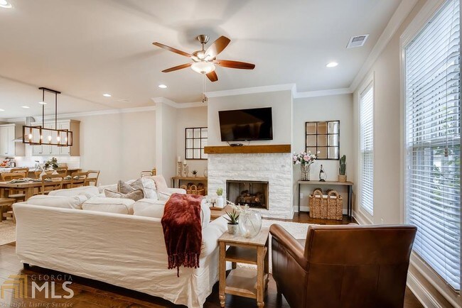 Building Photo - 4005 Vickery Glen