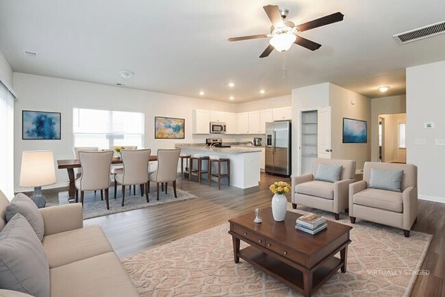 Foto del edificio - 179 Dorian Lp