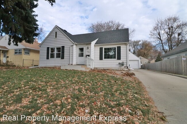 Building Photo - 4 br, 3 bath House - 1804 S Covell Avenue