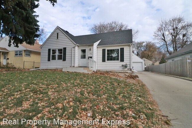 Foto del edificio - 4 br, 3 bath House - 1804 S Covell Avenue
