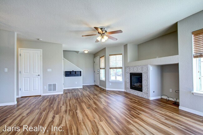 Foto del edificio - 2 br, 2.5 bath House - 2331 Cutters Circle...