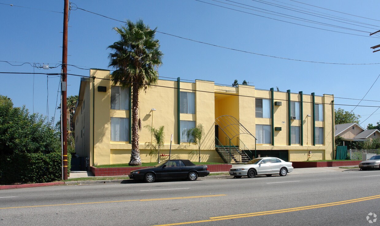 Building Photo - 6312 Fulton Ave