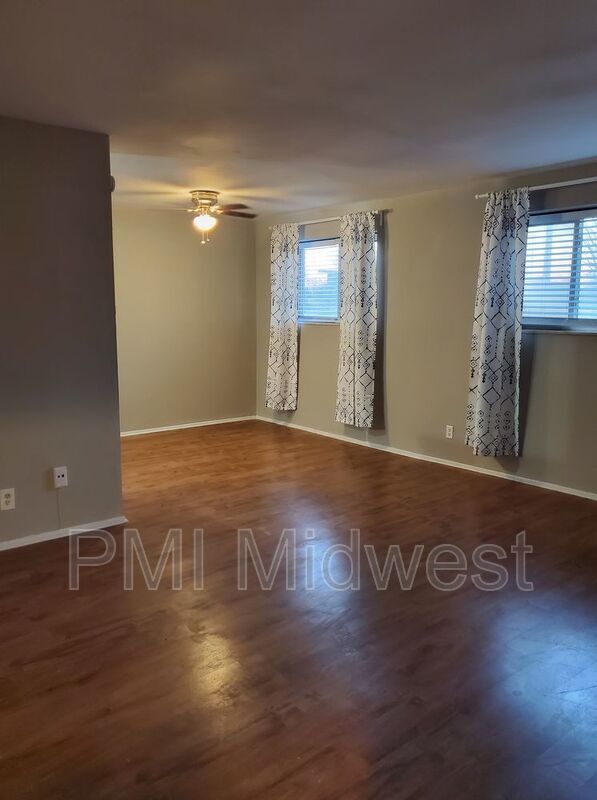 Building Photo - 3825 N Whittier Pl