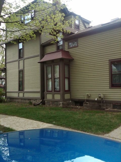 Building Photo - 511 E Kingsley St