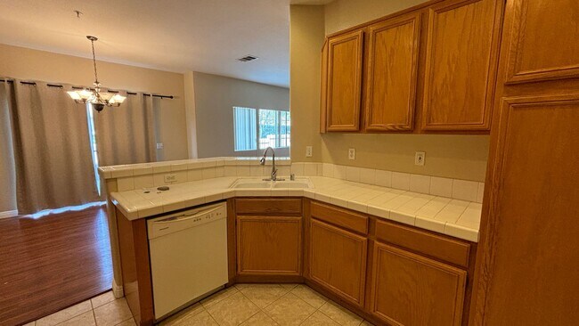 Building Photo - Ready to be a Forever Home!