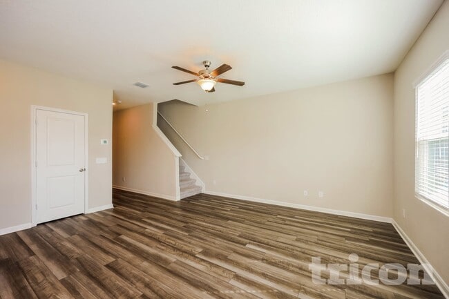 Building Photo - 14326 Palm Ridge