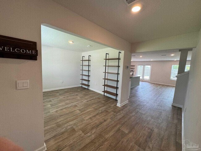 Building Photo - 7529 Steeplechase Blvd