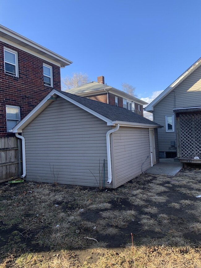 Photo - 2927 Avenue C House