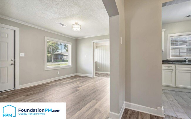 Foto del edificio - 760 N Merton St