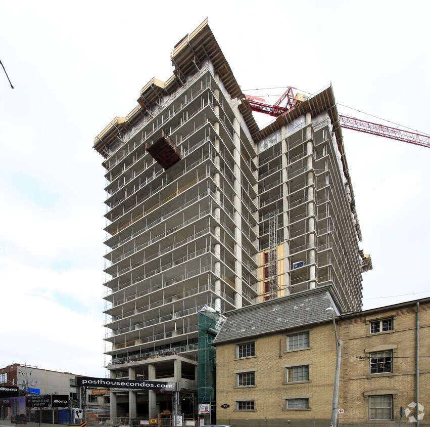 Photo du bâtiment - Post House Condominiums