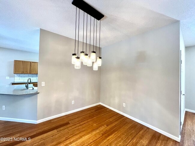 Building Photo - 603 Glenarthur Dr