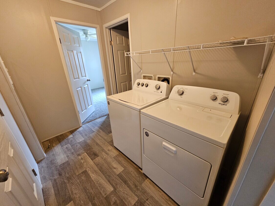 2310 Catalpa St, Liberty, MO 64068 House Rental in Liberty, MO