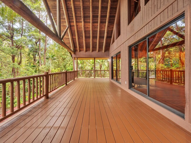 Building Photo - 3 bedrooms 2 bathroom with a large Loft for generational living + storage shed
