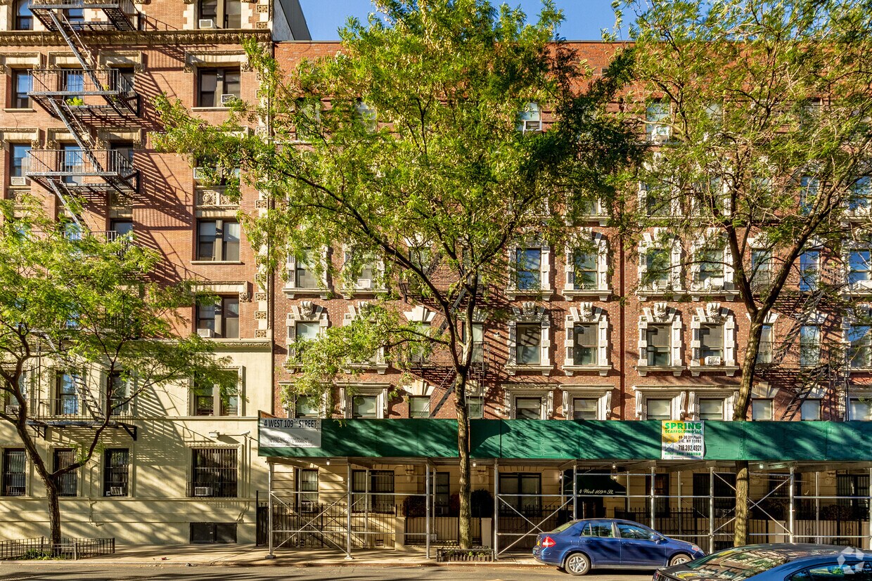 4 West 109th Street Apartments 4 W 109th St New York, NY