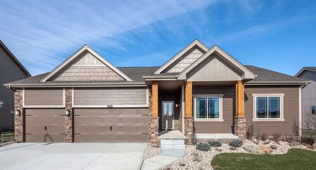 Beautiful 3 Bedroom Home! Coming Soon! - Beautiful 3 Bedroom Home! Coming Soon!