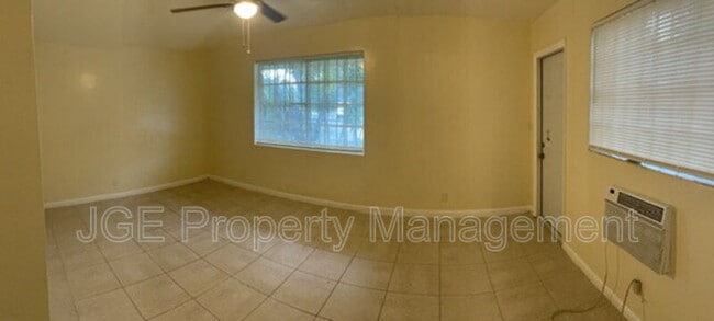 Photo - 2701 NW 12th Ct Apartment