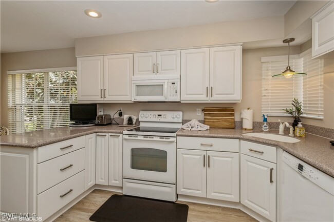 Foto del edificio - 2608 Sailors Way