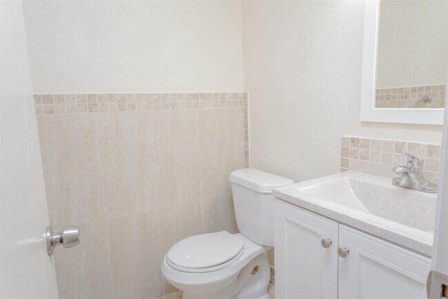 Building Photo - 7804 Chimayo Cove