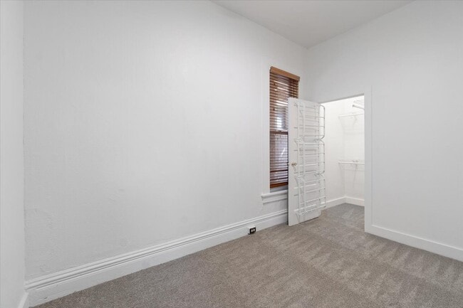 Building Photo - 1103 Lipan St